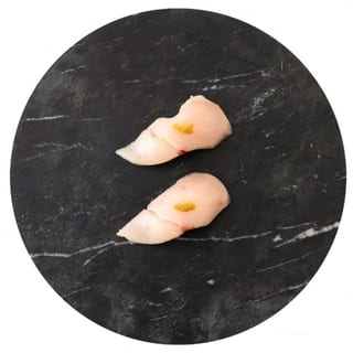Hamachi Sushi: Yellowtail Sushi (2pc)