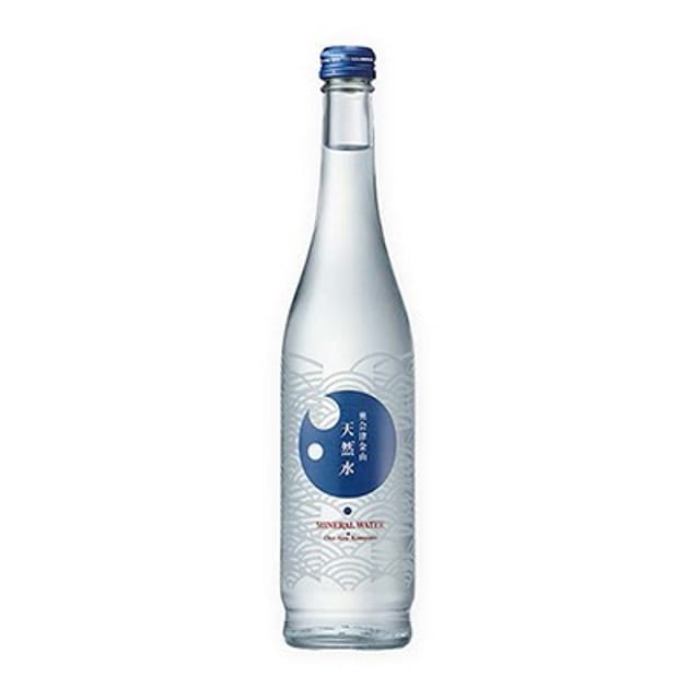Okuaizu Mineral Water.